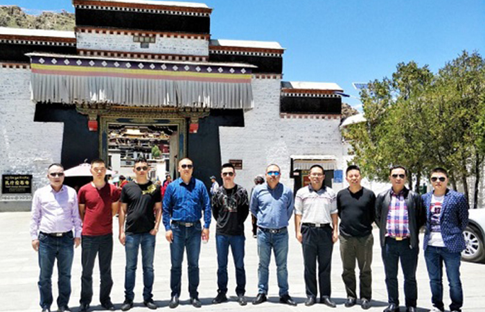 星瑞集团赴藏慰问团一行抵达拉萨（系列报道之二）
